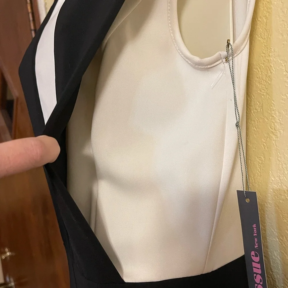 Issue New York Black White Sleeveless Jumpsuit Formal‎ Career Party